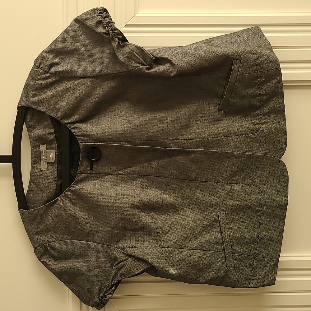 Ann Taylor cropped blazer size 14